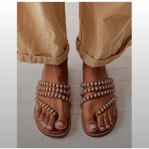 Free People Beatrice Beaded Flat Sandal Flip Flop Tan Brown‎ Size 38 US 7.5